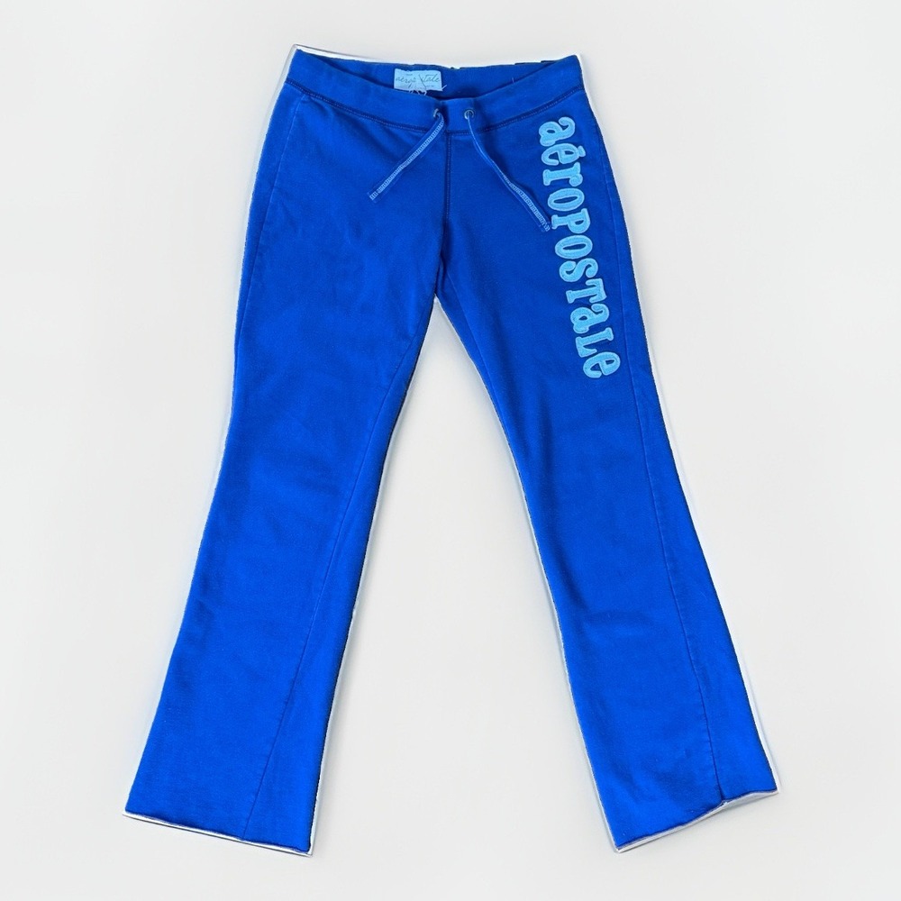 Vintage Women's Y2K Aéropostale Low-Rise Fit & Flare Sweatpants Blue Size M
